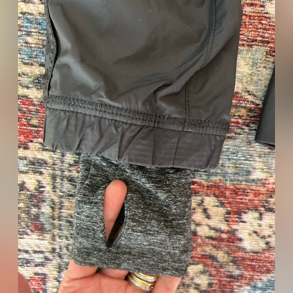 Lululemon Run Inspire Jacket - Picture 11 of 12